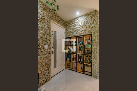 Apartamento à venda com 166m², 3 quartos e 3 vagas Apartamento à venda com 166m², 3 quartos e 3 vagasEntrada