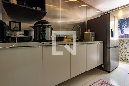 Apartamento à venda com 166m², 3 quartos e 3 vagas Apartamento à venda com 166m², 3 quartos e 3 vagasCozinha