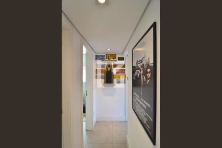 Apartamento para alugar com 83m², 2 quartos e 1 vagaCorredor