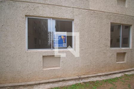 Apartamento para alugar com 41m², 2 quartos e 1 vagavista lateral