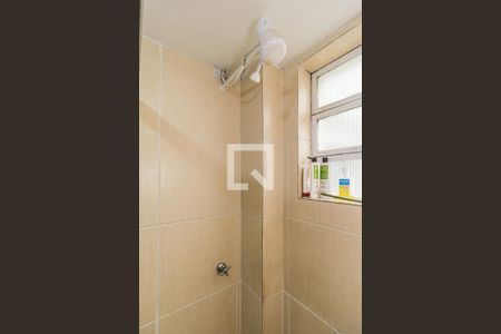 Banheiro de apartamento para alugar com 1 quarto, 41m² em Bela Vista, Porto Alegre