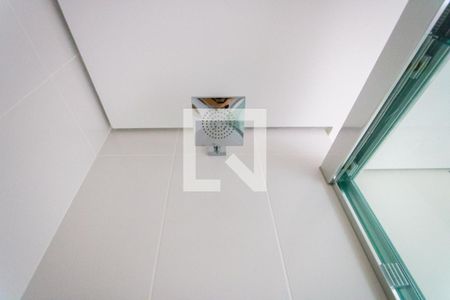 Apartamento para alugar com 69m², 2 quartos e 2 vagas Apartamento para alugar com 69m², 2 quartos e 2 vagasBanheiro social