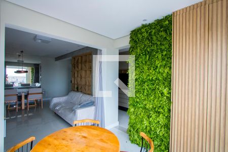 Apartamento para alugar com 69m², 2 quartos e 2 vagas Apartamento para alugar com 69m², 2 quartos e 2 vagasVaranda da sala