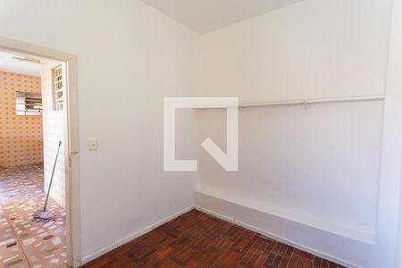 Casa à venda com 300m², 3 quartos e 3 vagasQuarto de Serviço