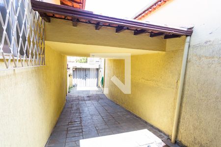 Casa à venda com 300m², 3 quartos e 3 vagasGaragem