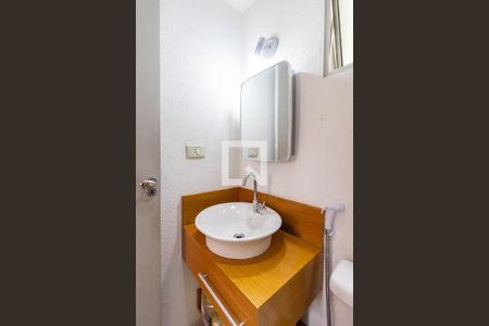 Apartamento à venda com 55m², 2 quartos e 1 vaga Apartamento à venda com 55m², 2 quartos e 1 vagaBanheiro