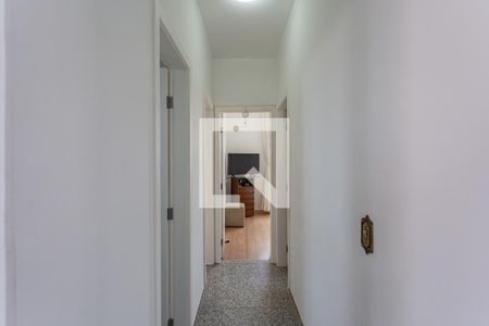 Corredor de apartamento à venda com 4 quartos, 225m² em União, Belo Horizonte