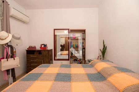 Quarto 1 de casa à venda com 2 quartos, 73m² em Jardim Itu, Porto Alegre