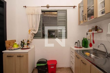 Casa à venda com 73m², 2 quartos e 2 vagas Casa à venda com 73m², 2 quartos e 2 vagasCozinha