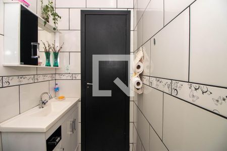 Casa à venda com 73m², 2 quartos e 2 vagas Casa à venda com 73m², 2 quartos e 2 vagasBanheiro