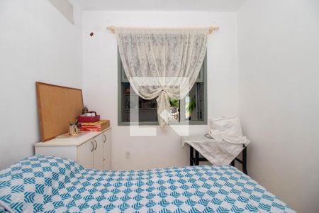 Quarto 2 de casa à venda com 2 quartos, 73m² em Jardim Itu, Porto Alegre