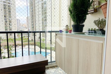 Varanda da Sala de apartamento à venda com 3 quartos, 65m² em Umuarama, Osasco