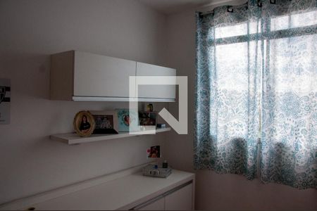 Quarto 1 de apartamento à venda com 2 quartos, 47m² em Chácaras Reunidas Santa Terezinha, Contagem