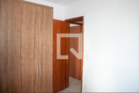 Quarto 2 de apartamento à venda com 2 quartos, 47m² em Chácaras Reunidas Santa Terezinha, Contagem