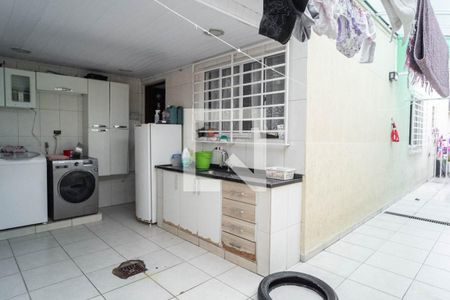 Casa à venda com 110m², 3 quartos e 2 vagasÁrea de Serviço