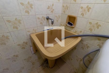 Detalhe do banheiro/área de serviço de kitnet/studio para alugar com 1 quarto, 31m² em Boqueirão, Praia Grande