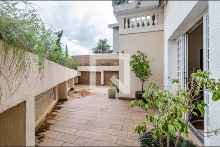 Casa para alugar com 376m², 4 quartos e 1 vagaVaranda