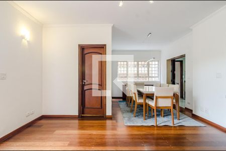 Casa para alugar com 376m², 4 quartos e 1 vagaSala