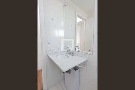 Apartamento à venda com 66m², 2 quartos e 1 vaga Apartamento à venda com 66m², 2 quartos e 1 vagaBanheiro