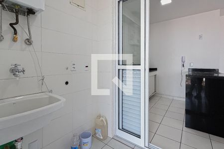 Apartamento à venda com 66m², 2 quartos e 1 vaga Apartamento à venda com 66m², 2 quartos e 1 vagaÁrea de Serviço