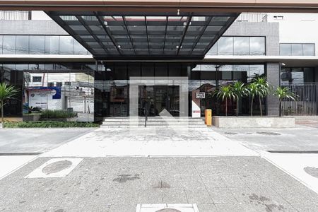 Apartamento à venda com 66m², 2 quartos e 1 vaga Apartamento à venda com 66m², 2 quartos e 1 vagaFachada e portaria