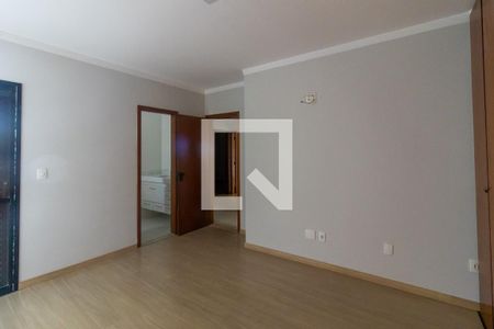 Apartamento à venda com 141m², 3 quartos e 2 vagas Apartamento à venda com 141m², 3 quartos e 2 vagasSuíte