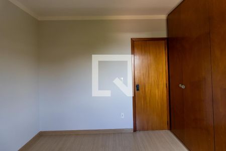 Apartamento à venda com 141m², 3 quartos e 2 vagas Apartamento à venda com 141m², 3 quartos e 2 vagasQuarto 3