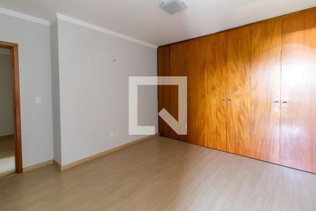 Apartamento à venda com 141m², 3 quartos e 2 vagas Apartamento à venda com 141m², 3 quartos e 2 vagasSuíte
