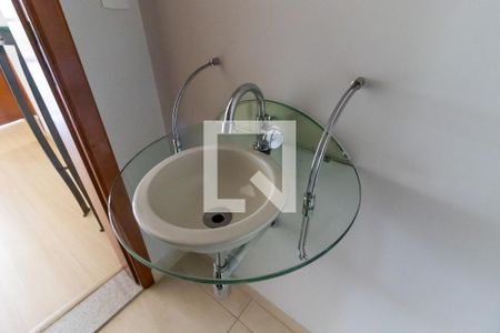 Apartamento à venda com 141m², 3 quartos e 2 vagas Apartamento à venda com 141m², 3 quartos e 2 vagasLavabo