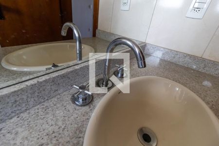 Apartamento à venda com 141m², 3 quartos e 2 vagas Apartamento à venda com 141m², 3 quartos e 2 vagasBanheiro