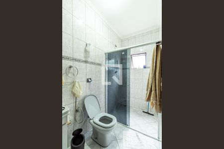 Casa à venda com 195m², 3 quartos e 4 vagas Casa à venda com 195m², 3 quartos e 4 vagasBanheiro da Suíte 1