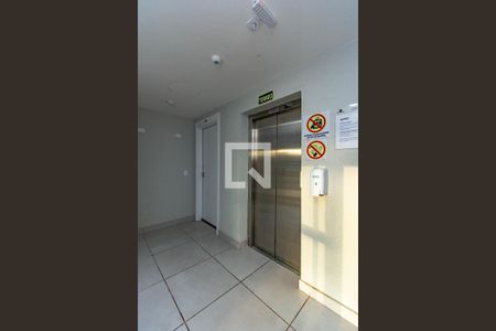 Apartamento para alugar com 56m², 2 quartos e 1 vaga Apartamento para alugar com 56m², 2 quartos e 1 vagaElevador