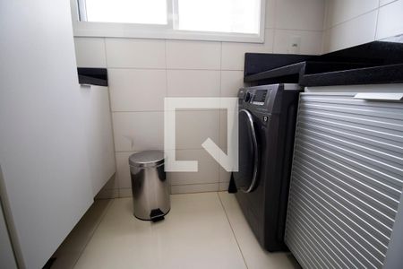 Apartamento para alugar com 117m², 2 quartos e 1 vagaÁrea de serviço