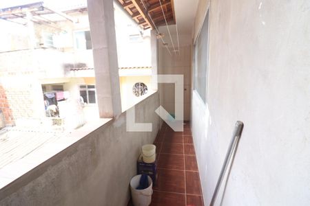 Casa à venda com 130m², 2 quartos e 1 vagaQuintal