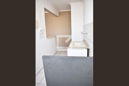 Apartamento para alugar com 45m², 2 quartos e 1 vagaÁrea de Serviço e Cozinha