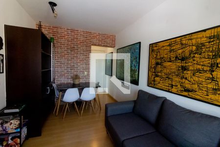 Sala de apartamento à venda com 2 quartos, 56m² em Rio Pequeno, São Paulo