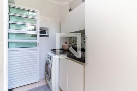 Casa de condomínio à venda com 70m², 3 quartos e 1 vagaÁrea de Serviço