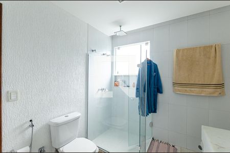 Apartamento à venda com 240m², 3 quartos e 2 vagasBanheiro da Suíte