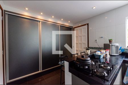 Apartamento à venda com 240m², 3 quartos e 2 vagasCozinha