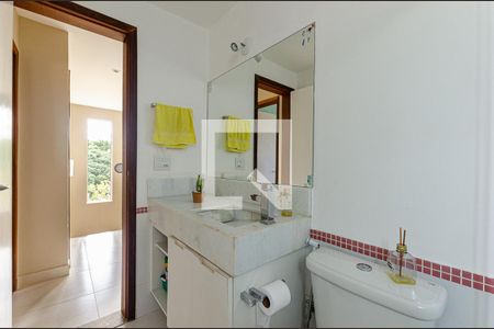 Apartamento à venda com 240m², 3 quartos e 2 vagasBanheiro Social