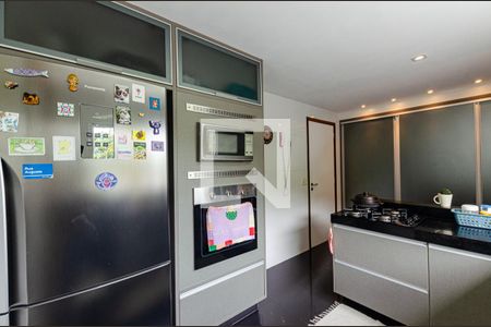 Apartamento à venda com 240m², 3 quartos e 2 vagasCozinha