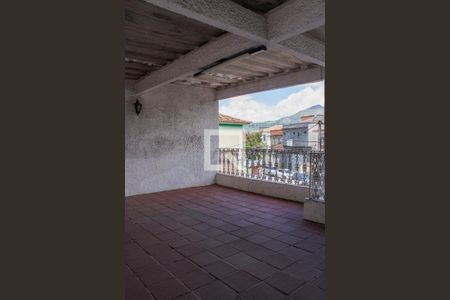 Casa à venda com 296m², 3 quartos e 6 vagasTerraço