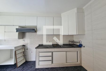 Casa para alugar com 110m², 3 quartos e 1 vaga Casa para alugar com 110m², 3 quartos e 1 vagaCozinha
