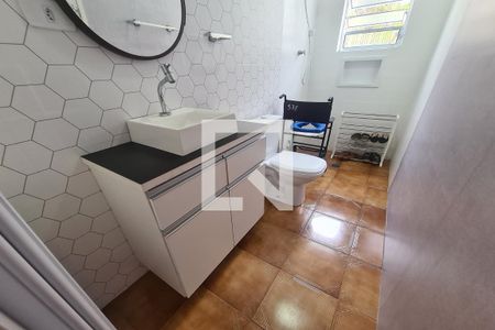 Casa para alugar com 110m², 3 quartos e 1 vaga Casa para alugar com 110m², 3 quartos e 1 vagaBanheiro 2