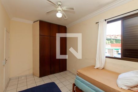 Quarto de apartamento para alugar com 2 quartos, 76m² em Jardim Sao Miguel, Guarujá