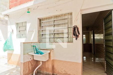 Casa à venda com 250m², 2 quartos e 2 vagas Casa à venda com 250m², 2 quartos e 2 vagasÁrea de Serviço