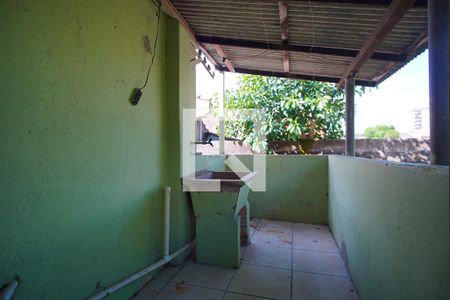 Casa à venda com 100m², 3 quartos e 1 vagaÁrea de Serviço