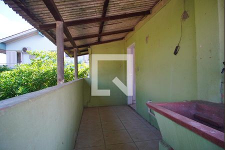 Casa à venda com 100m², 3 quartos e 1 vagaÁrea  de serviço 