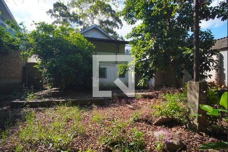 Casa à venda com 100m², 3 quartos e 1 vagaPátio _Fundos 