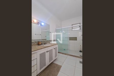 Apartamento à venda com 98m², 3 quartos e sem vagaBanheiro